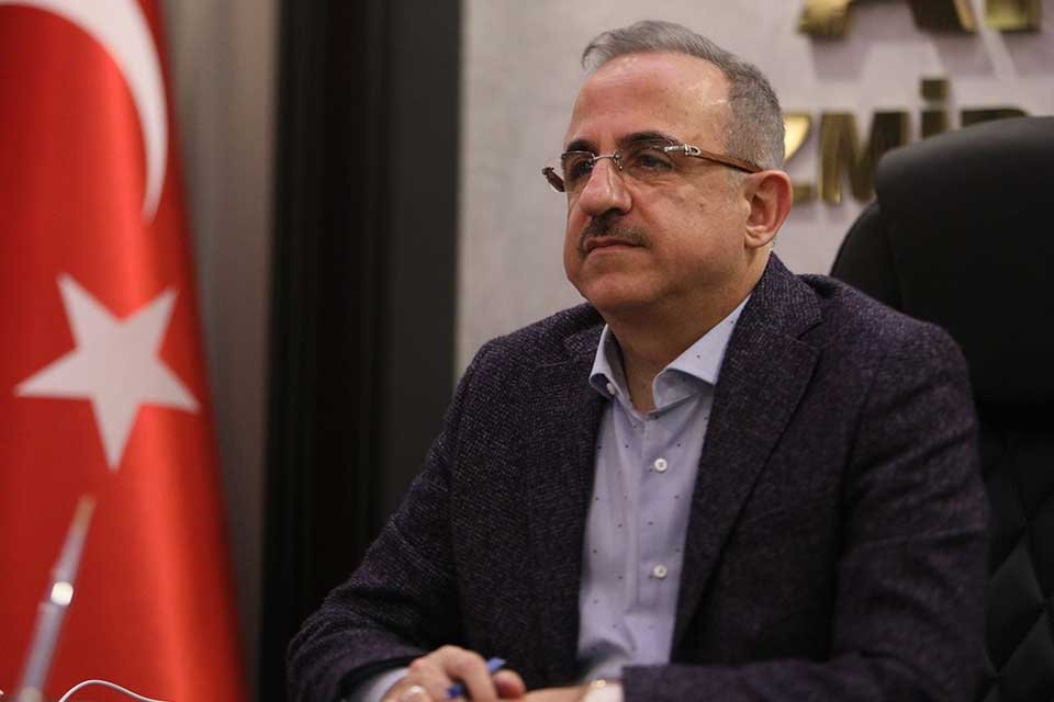 Başkan Soyer'in İzmir depremi sonrası orta hasarlı binalar i&ccedil;in&nbsp;D&uuml;nya Bankası