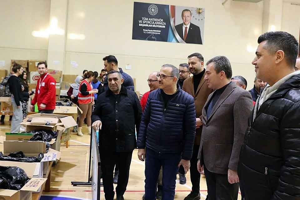 AK Parti İzmir İl Başkanı Kerem Ali Sürekli, Kahramanmaraş depreminin