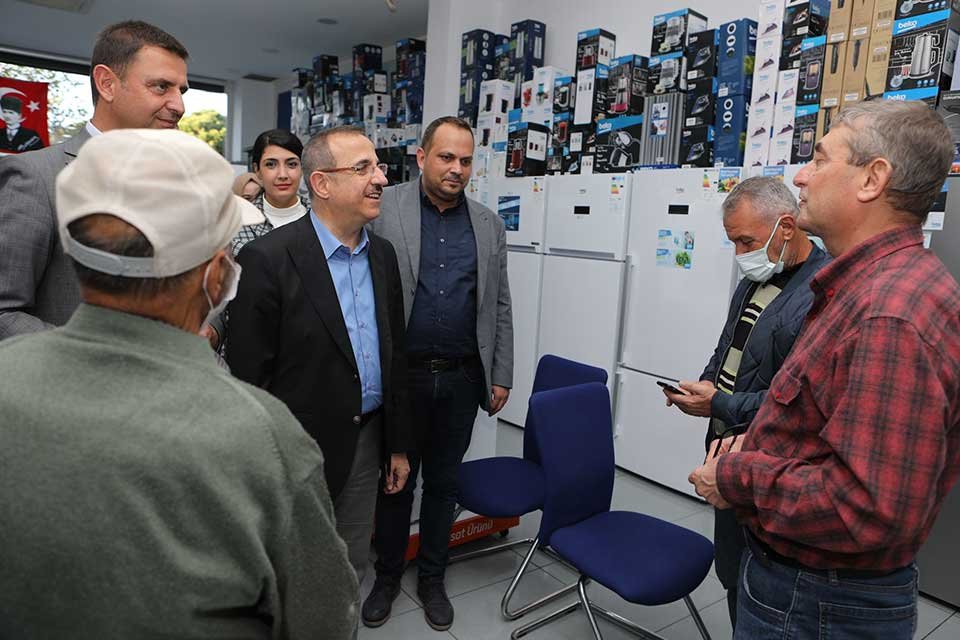 AK Parti İzmir İl Başkanı Kerem Ali S&uuml;rekli, karınca modeli