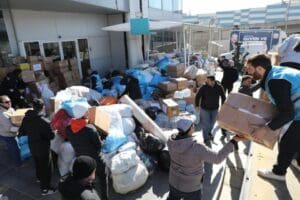 AK Parti İzmir İl Başkanı Kerem Ali S&uuml;rekli,10 ilde b&uuml;y&uuml;k