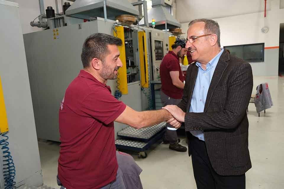 AK Parti İzmir 2. Bölge Milletvekili Adayı Kerem Ali Sürekli,