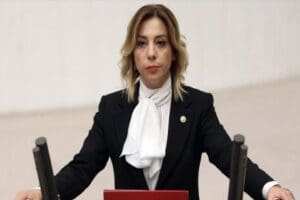AK Parti Muğla Milletvekili Yelda Erol G&ouml;kcan'ın Kovid-19 testinin pozitif
