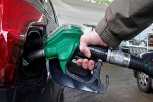 Enerji Petrol Gaz İkmal İstasyonları İşveren Sendikası, bu geceden itibaren