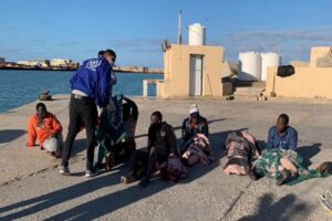 BM, Akdeniz'de Libya açıklarında düzensiz göçmenleri taşıyan teknenin batması sonucu