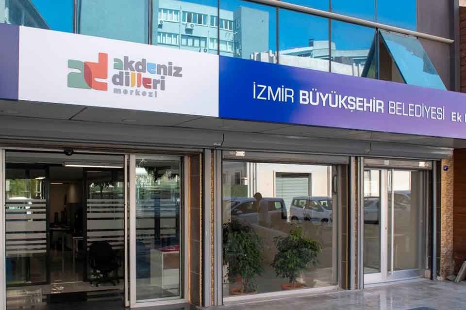 İzmir B&uuml;y&uuml;kşehir Belediye Başkanı Tun&ccedil; Soyer&rsquo;in se&ccedil;im vaatlerinden Akdeniz Dilleri