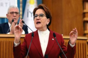 Kırşehir'de halka seslenen İYİ Parti lideri Meral Akşener, "Ben bir