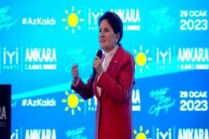 İYİ Parti lideri Meral Akşener, Cumhurbaşkanı Erdoğan'ın &uuml;&ccedil;&uuml;nc&uuml; kez aday