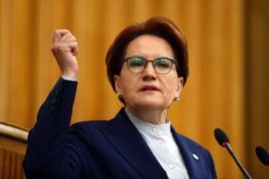 İYİ Parti Genel Başkanı Meral Akşener, Yedi İklim Yayınları&rsquo;nın soru