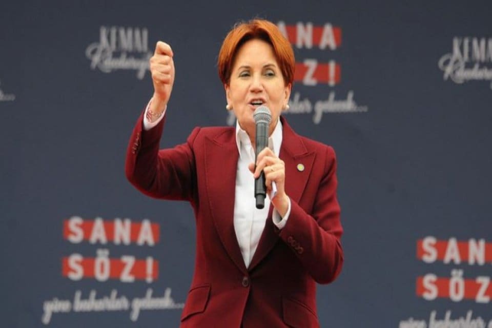 İYİ Parti Genel Başkanı Meral Akşener, se&ccedil;im &ccedil;alışmaları kapsamında Isparta'da