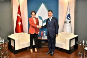 İYİ Parti Genel Başkanı Meral Akşener, DEVA Partisi Genel Başkanı