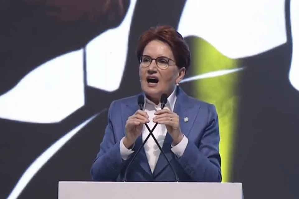 İyi Parti Genel Başkanı&nbsp;Meral&nbsp;Akşener,&nbsp;partisinin se&ccedil;im beyannamesinin a&ccedil;ıkladığı toplantıda, "&Ouml;nce millet,