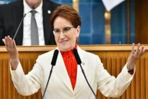 Habert&uuml;rk yazarı Muharrem Sarıkaya, İYİ Parti Genel Başkanı Meral Akşener'in