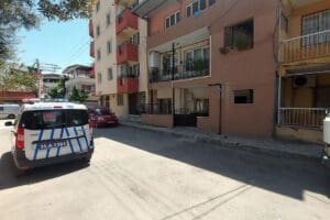 İzmir'in Bayraklı il&ccedil;esinde, Selim S. (61), para meselesi y&uuml;z&uuml;nden tartıştığı