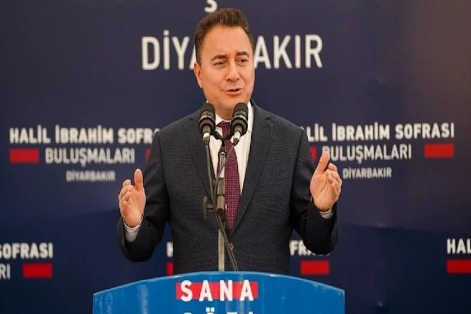 DEVA Partisi Genel Başkanı Ali Babacan, kendisine &ldquo;Bebecan&rdquo; diye hitap