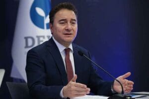 Se&ccedil;im tarihi tartışmasıyla ilgili konuşan DEVA Partisi lideri Babacan, "Bu