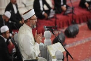 Verdiği fetvalarla g&uuml;ndeme gelen Diyanet İşleri Başkanı Ali Erbaş şimdi
