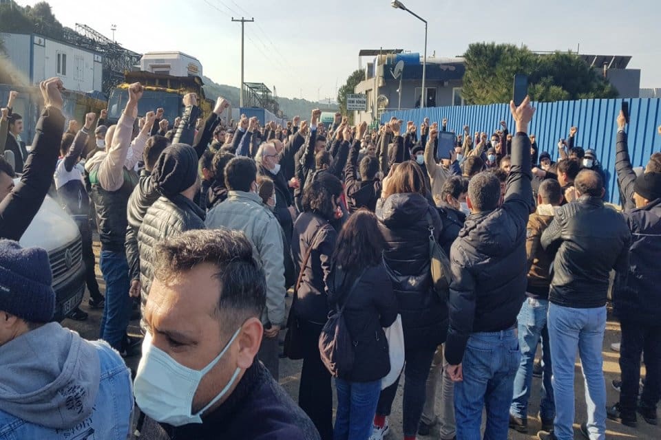 Aliağa'da talepleri kabul edilen ve 22 Şubat&rsquo;ta eylemlerini sonlandıran iş&ccedil;ilerden