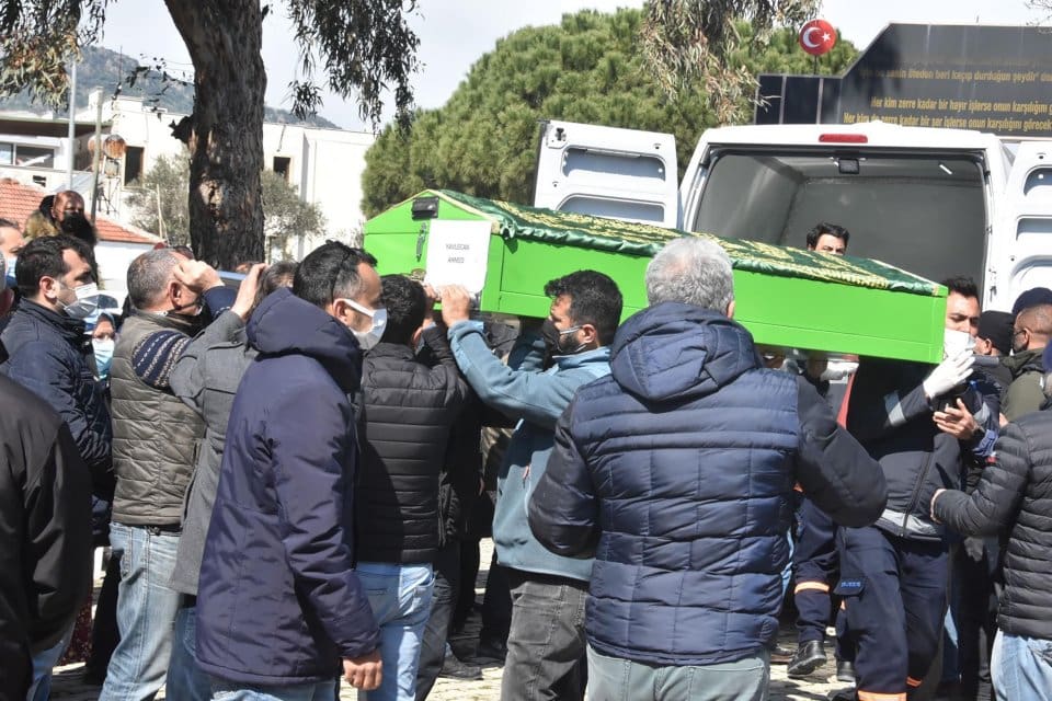 Almanya'nın Karlsruhe kentinde evde &ccedil;ıkan yangında yaşamını yitiren Ebru Turan