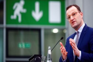 Almanya Sağlık Bakanı Jens Spahn, "Aşıların yeni tür üzerinde de