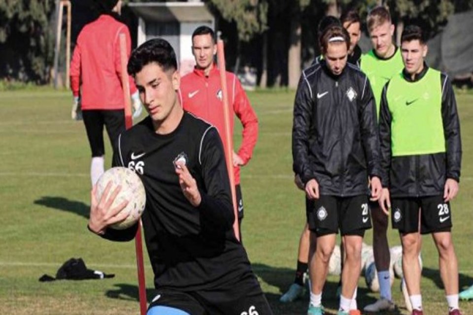Spor Toto 1. Lig ekiplerinden Altay, ikinci devre hazırlıklarına Antalya'da
