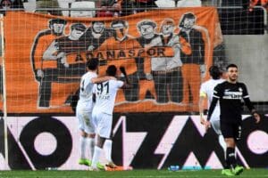 Spor Toto 1'inci Lig'de 23'&uuml;nc&uuml; haftanın a&ccedil;ılış m&uuml;cadelesinde Altay evinde