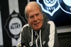 &nbsp; Spor Toto S&uuml;per Lig'e veda edip y&ouml;netimsiz kalan Altay'ın