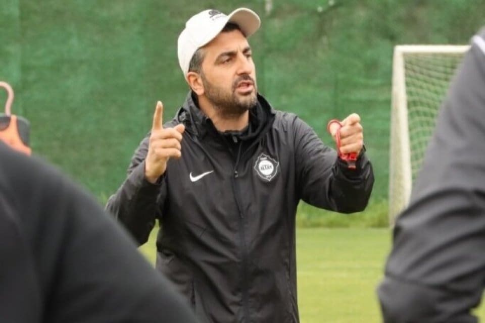 Spor Toto S&uuml;per Lig'de deplasmanda Adana Demirspor'a 3-1 mağlup olan