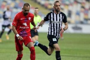 TFF 1'inci Lig'de Play-Off finaline kalan iki İzmir ekibi Altınordu
