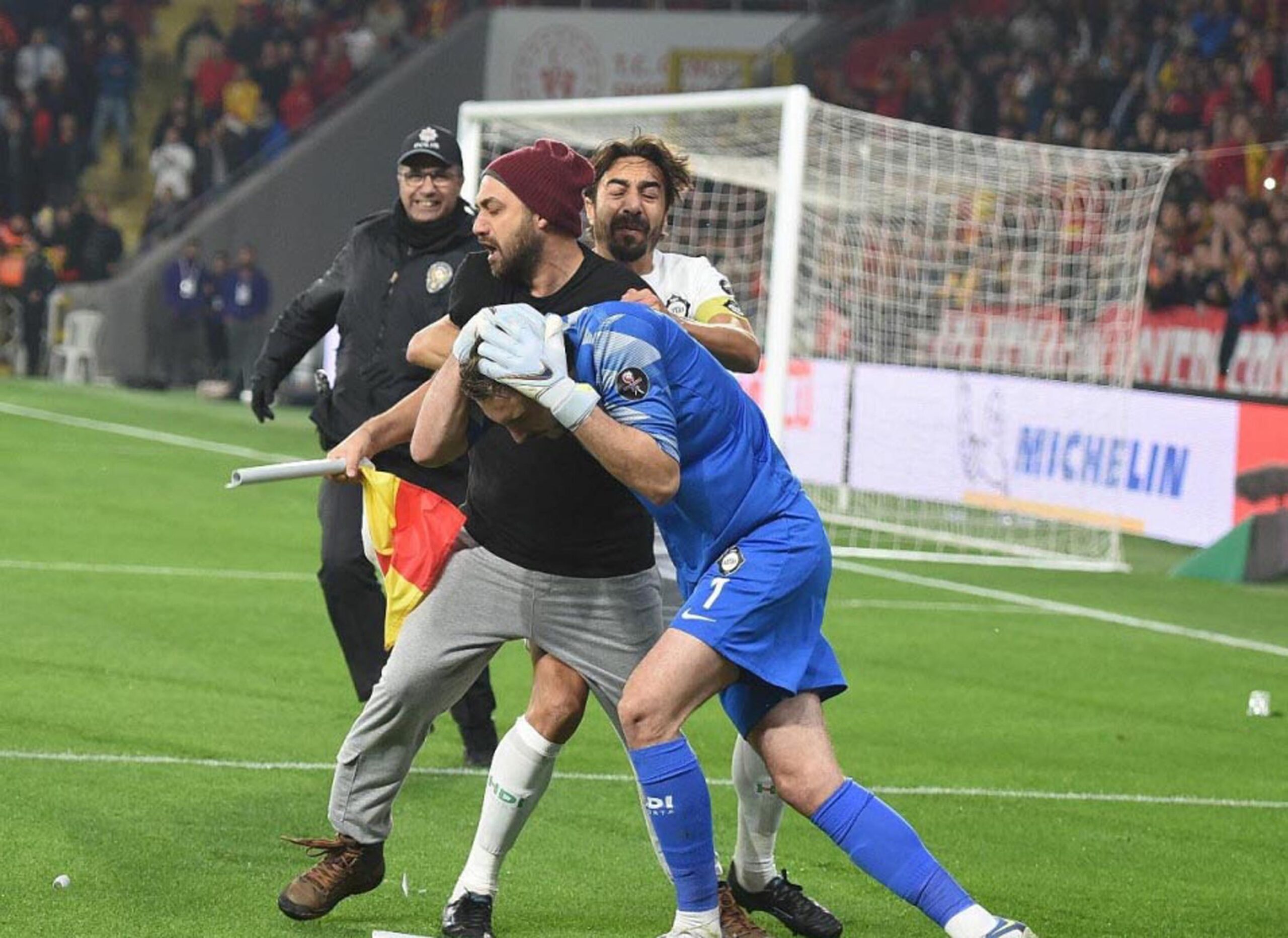 Siyah-beyazlı kulüpteki 3’üncü sezonunda ilk kez birinci kaleci konumuna gelen