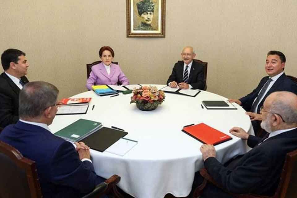 CHP&rsquo;nin savunduğu &ouml;neride Altılı Masa&rsquo;dan ortak bir Cumhurbaşkanı adayı belirlenmesi
