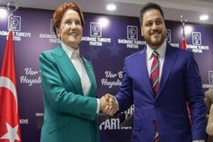 Ge&ccedil;tiğimiz g&uuml;nlerde Millet İttifakı ve altılı masaya katılmak istedikleri a&ccedil;ıklayan