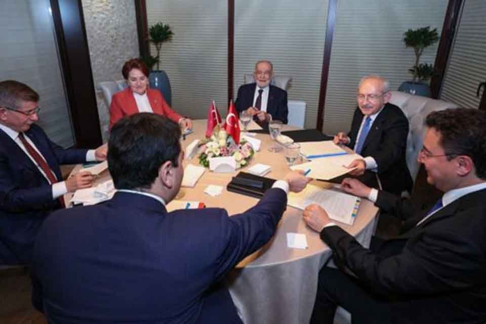 Normal zamanda gerçekleşirse 2023 Haziran’da yapılacak seçimlerde 6’lı masanın ortak