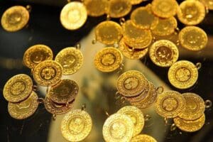ABD'de geride kaldığı d&uuml;ş&uuml;n&uuml;len bankacılık krizine ilişkin risklerin yeniden başlaması