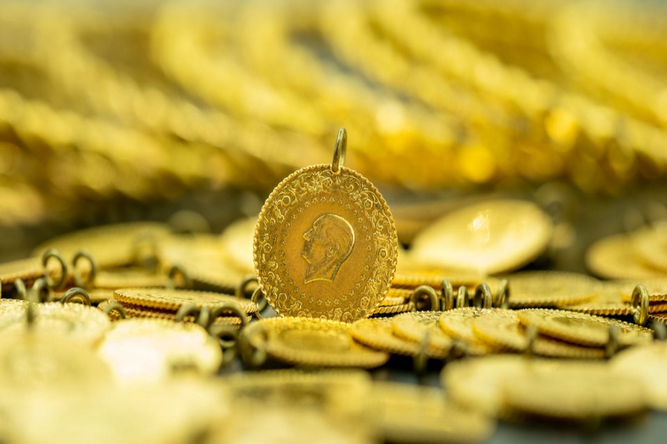 Küresel bankacılık sisteminde yaşanan kriz altın fiyatlarını yakından etkiliyor. Konuyla ilgili açıklamalarda