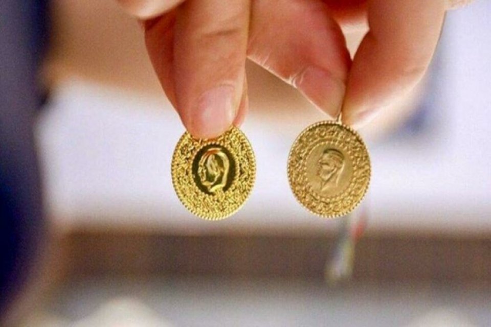 Altının gram fiyatı, haftaya düşüşle başlamasının ardından 486 lira seviyesinde