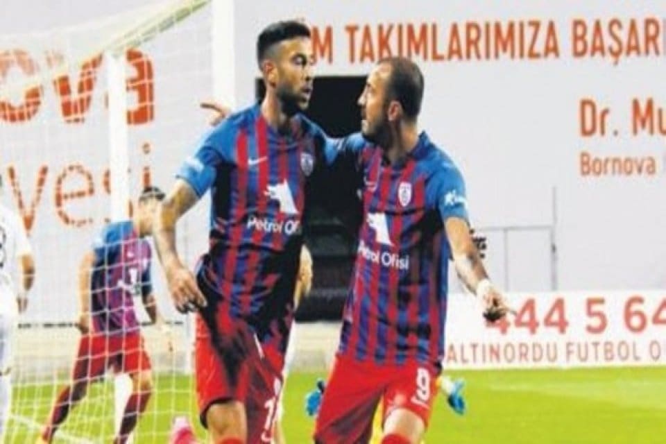 TFF 1'inci Lig'de Eskişehirspor'u evinde 6-3 yenerek yenilmezlik serisini 10