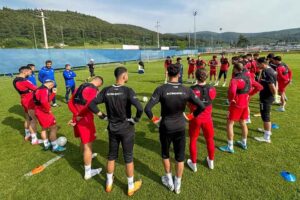 Erzurumspor'da ise kırmızı kart cezalısı Estrela, sakatlıkları nedeniyle sezonu kapatan