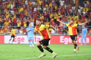 Spor Toto 1'inci Lig'de d&uuml;şme hattından kurtulma savaşı veren Altınordu,