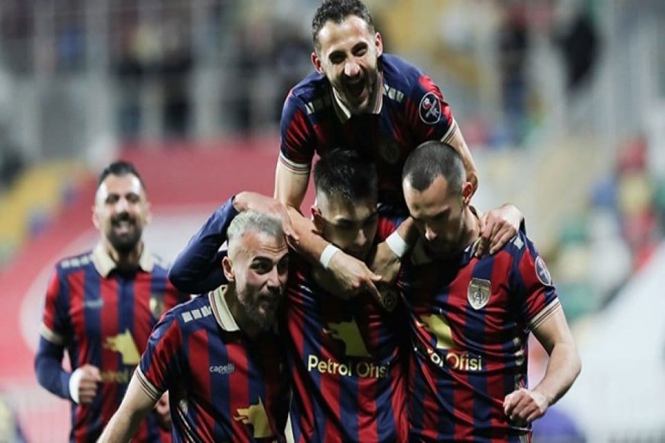 Spor Toto 1'inci Lig'de ge&ccedil;en hafta 1-0 geriye d&uuml;şt&uuml;ğ&uuml; Tuzlaspor