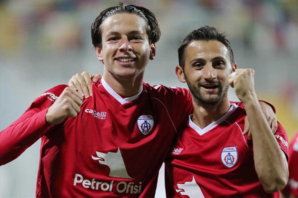 TFF 1'inci Lig'de d&uuml;n konuk ettiği Menemenspor'u 1-0 mağlup eden