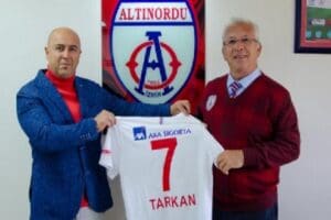 Spor Toto 1'inci Lig ekiplerinden Altınordu'da y&ouml;netimde yer alan Ali