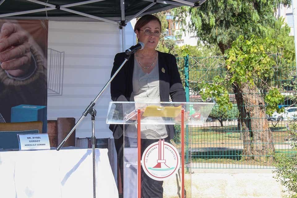 İzmir B&uuml;y&uuml;kşehir Belediyesi CHP Grup S&ouml;zc&uuml;s&uuml; Nilay K&ouml;kkılın&ccedil;, alzaymır ve