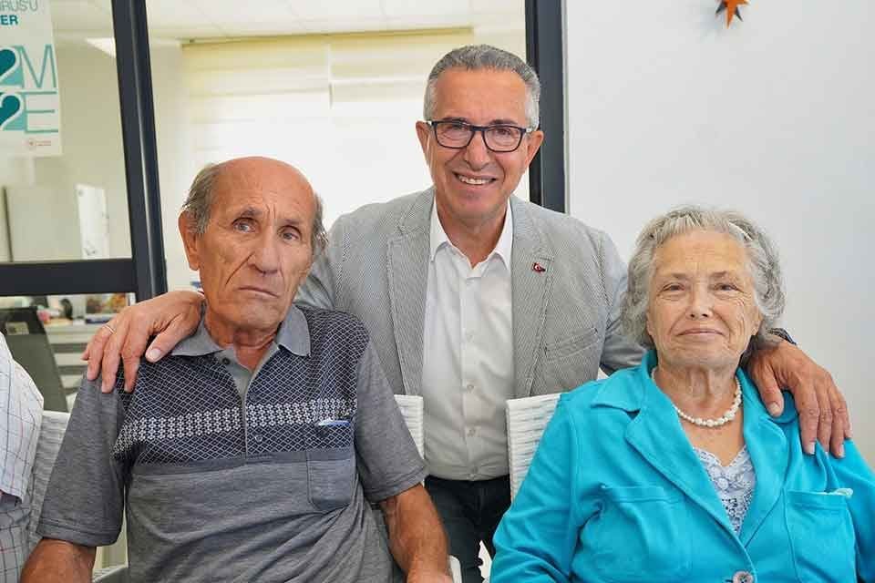 Gaziemir Belediyesi&rsquo;nin sağlık hizmetlerinin y&uuml;r&uuml;t&uuml;ld&uuml;ğ&uuml; Sağlık K&ouml;y&uuml;&rsquo;ndeki Alzheimer Demans Danışma