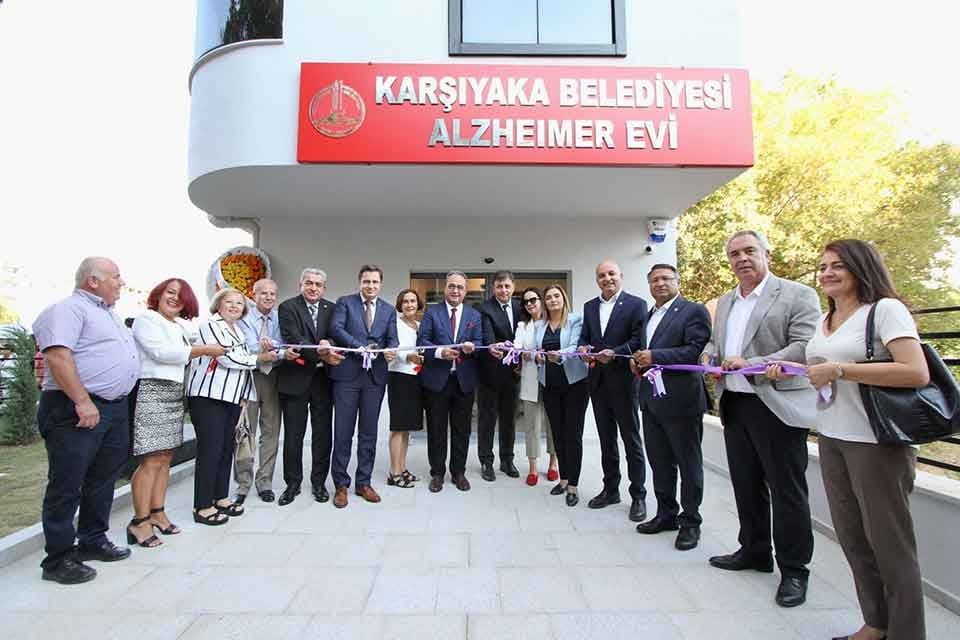 Karşıyaka Belediye Başkanı Dr. Cemil Tugay&rsquo;ın vizyon projelerinden &ldquo;Alzheimer Evi&rdquo;