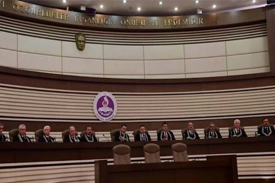 Anayasa Mahkemesi (AYM) Başkanı Z&uuml;ht&uuml; Arslan'ın g&ouml;rev s&uuml;resinin 13 Şubat'ta