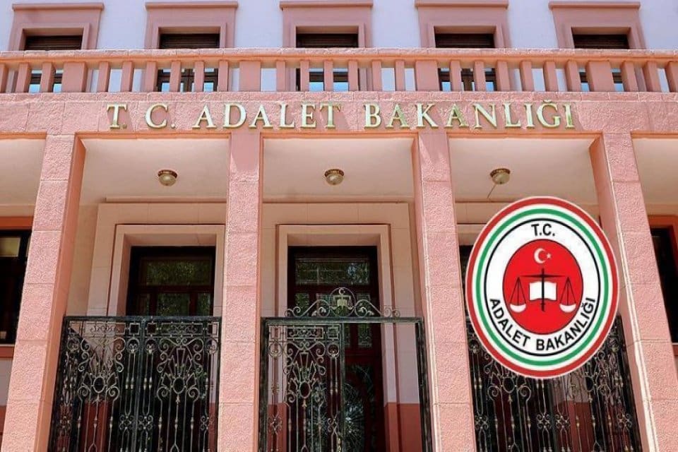 Adalet Bakanlığı, Ankara Adliyesi'nde, yaz Kur'an kursu a&ccedil;ılması kararına gelen