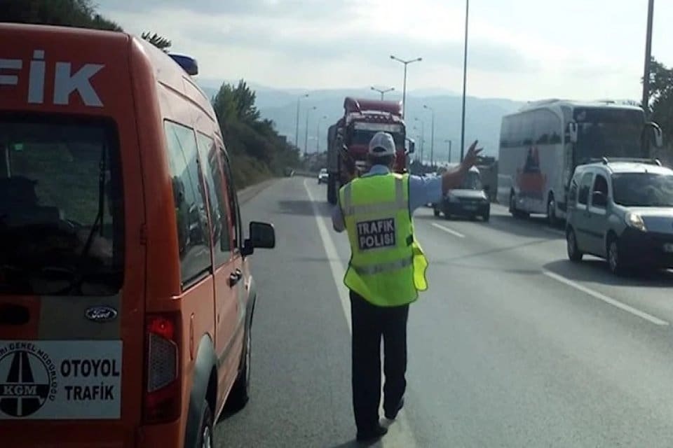 Ankara'da yanıcı, patlayıcı ve radyoaktif madde taşıma yetki belgesi almış