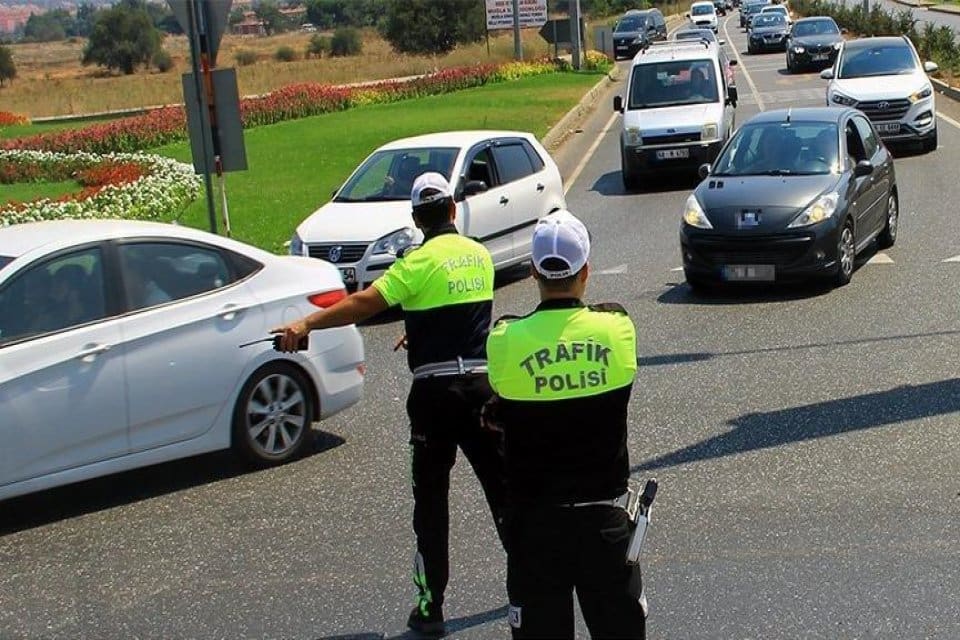 Ankara Emniyet M&uuml;d&uuml;rl&uuml;ğ&uuml;, 29-30 Ağustos tarihilerinde ara&ccedil; trafiğine kapatılacak yollara