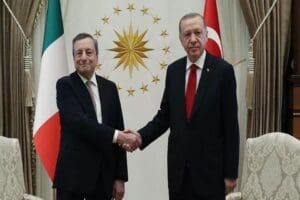 Cumhurbaşkanı Recep Tayyip Erdoğan, T&uuml;rkiye'ye resmi ziyarette bulunan İtalya Başbakanı