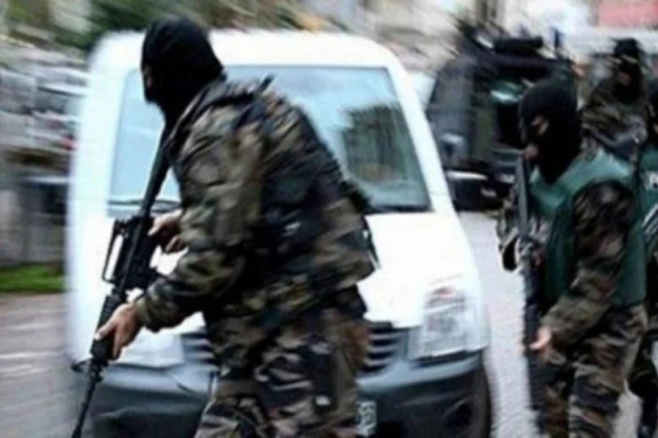 Ankara'da ter&ouml;r &ouml;rg&uuml;t&uuml; IŞİD'e y&ouml;nelik operasyonda, 18 yabancı uyruklu g&ouml;zaltına
